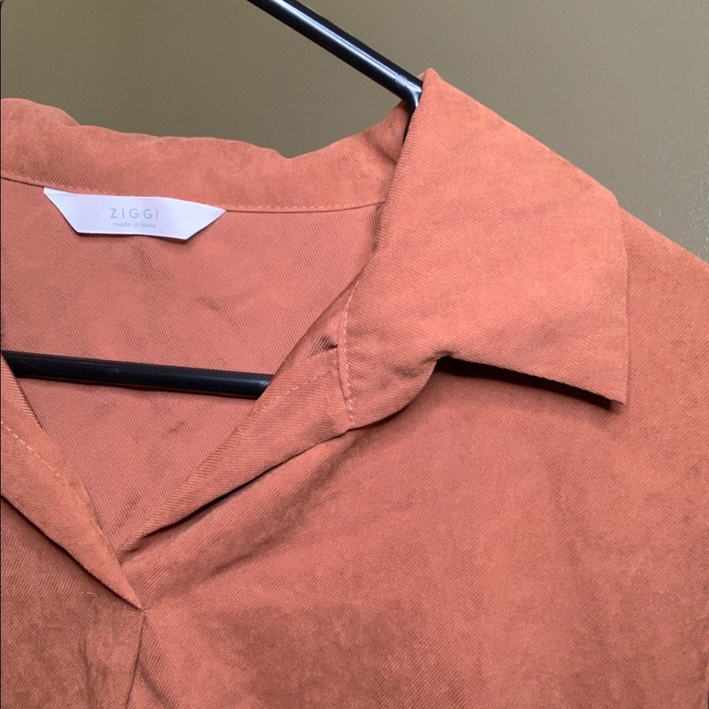loose long sleeve top